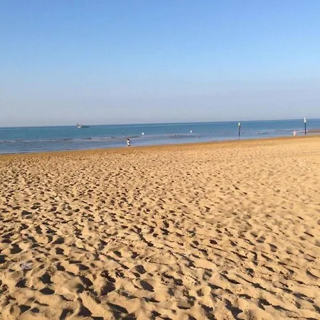 Apartamento Seafront - Cosy - Private Beach Place Included By Beahost *